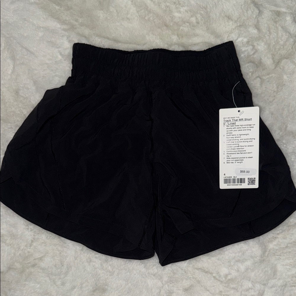 Lulu Lemon Track That MR Short 5" length *Lined (Black)